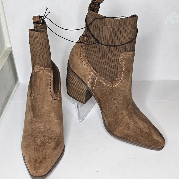 Universal Threads Solita Western Style Boots, Women's Size 11 ✨️NWT ✨️ - Picture 5 of 9